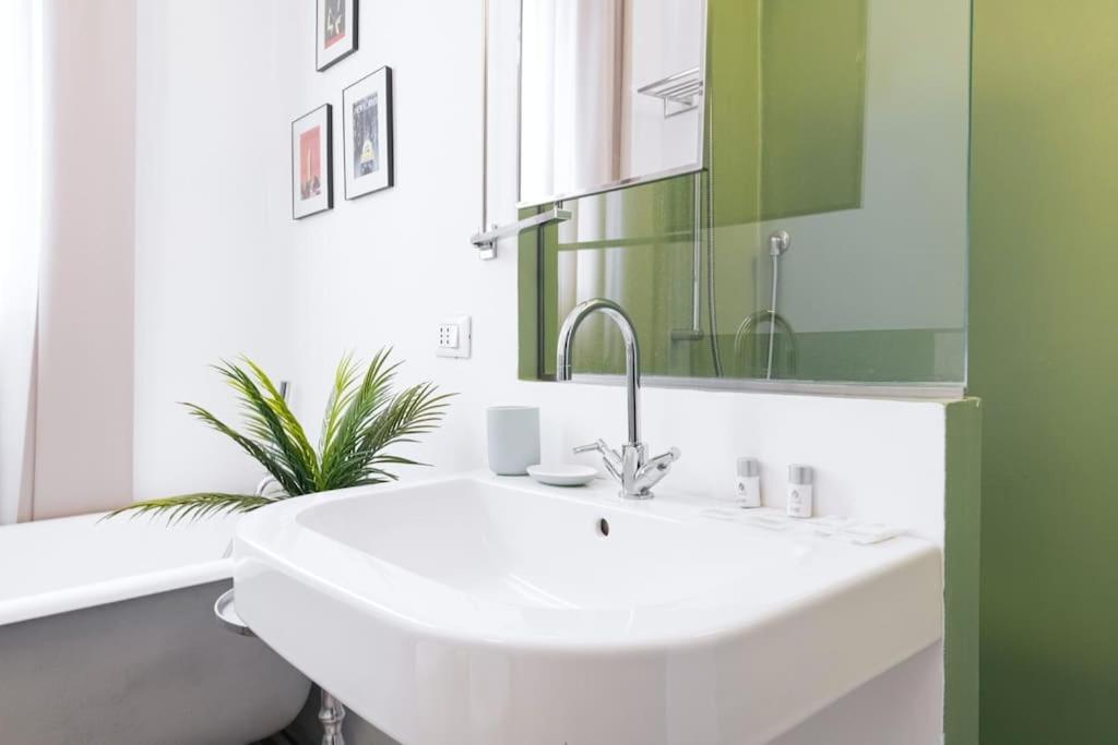 Easylife - Style And Elegance Near Porta Romana Milan