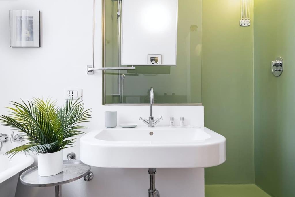 Easylife - Style And Elegance Near Porta Romana Milan